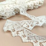 Fruity Floral Leaf 35mm Vintage 1950/60s Cotton Off-White Lace Trim - 1m